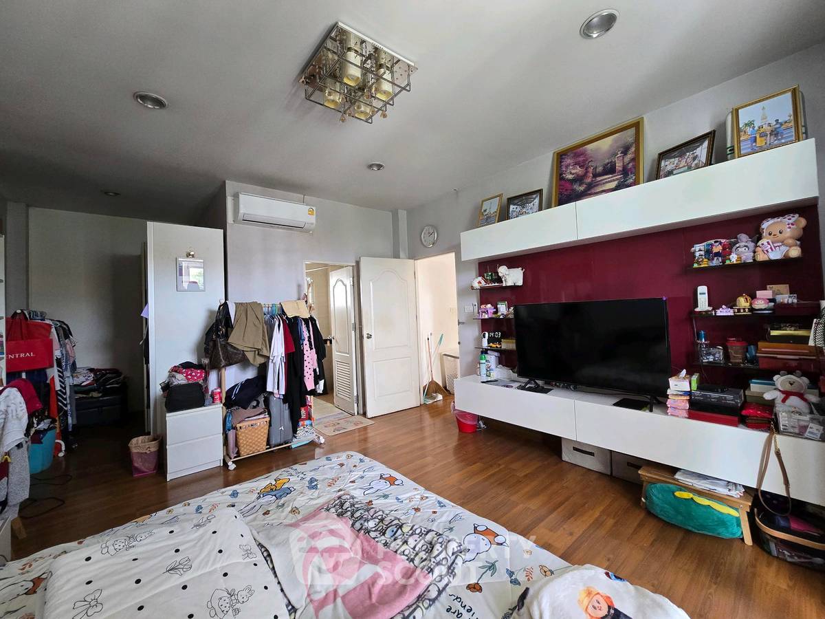 picture 3-BR 250 Sqm House At Baan Lalin The Young Executive (ID 3453640) - 5/6