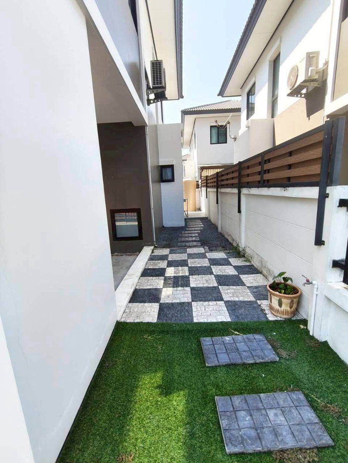 picture Greenery Tiwa Pinklao - Sai 5 / 3 Bedrooms #HPHU127 - 2/11