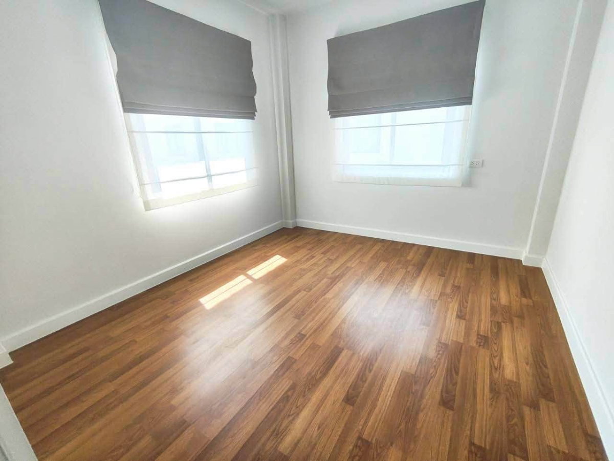 picture Greenery Tiwa Pinklao - Sai 5 / 3 Bedrooms #HPHU127 - 11/11
