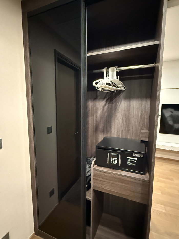 รูป Condo for rent at แอชตัน จุฬา-สีลม พื้นที่ใช้สอย : 35 ตร.ม. ชั้น : 56 1 ห้องนอน 1 ห้องน้ำ เฟอร์นิเจอร์ พร้อมเครื่องใช้ไฟฟ้า พร้อมอยู่ - รูปที่ 7/12