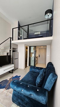 Duplex for rent, origin Ramkhamhaeng 103, near The Mall shopping centre, MRT 3 stations