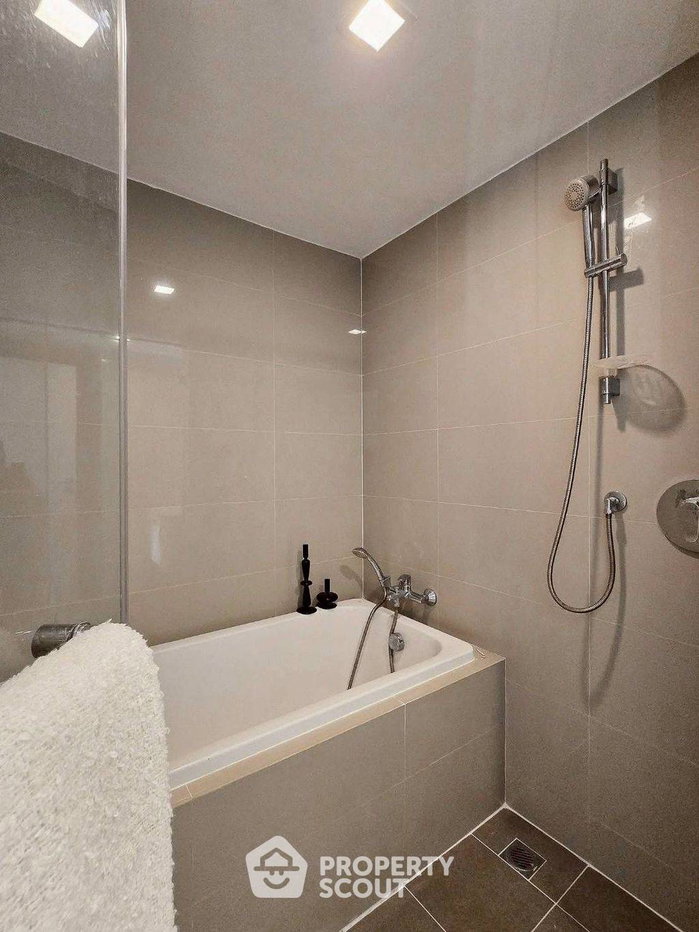 picture Pet-Friendly 1-BR Condo At Maestro 39 Sukhumvit 39 Near BTS Phrom Phong (ID 2819292) - 9/10