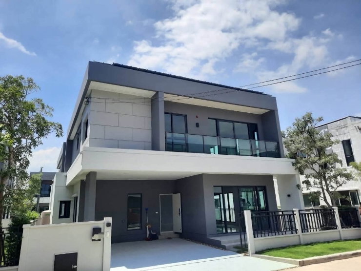 รูป ให้เช่าบ้านเดี่ยว Centro Bangna Phase 1 (K285)
🔥 เช่า 95,000 บาท/เดือน | ✅ พร้อมเข้าอยู่ หิ้วกระเป๋ามาได้เลย! 📌 สัญญาเช่าขั้นต่ำ 1 ปี - รูปที่ 1/20