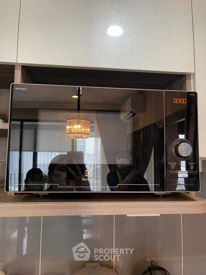 picture 61 Sqm 2-BR 200m To MRT Phetchaburi, Ideo Mobi Asoke (ID 3136571) - 9/13