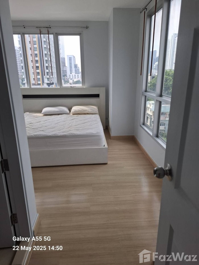 picture Life at sathorn 10 best deal 5586255 - 1/6