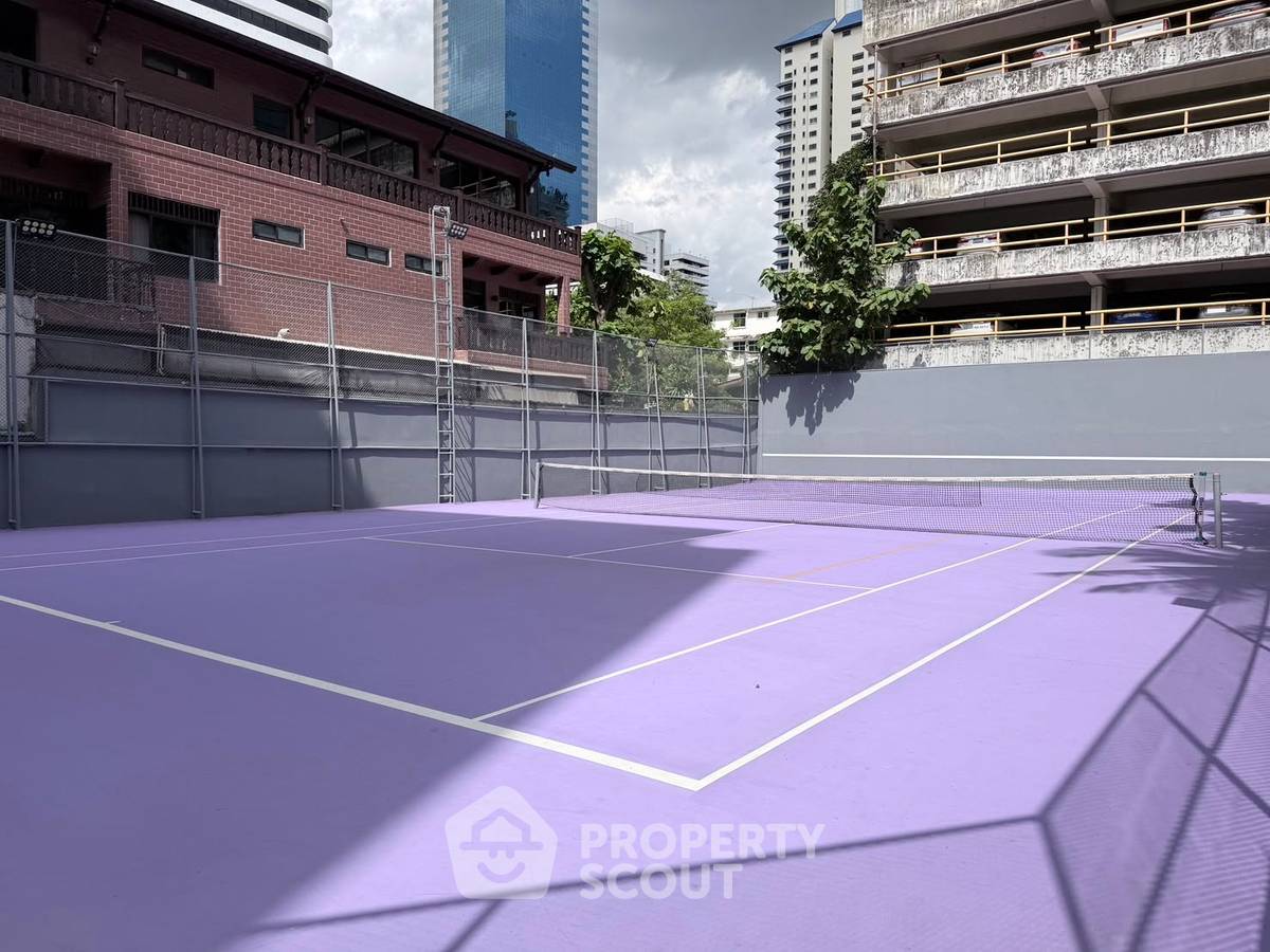 picture Spacious 2-BR 160 Sqm Villa Bajaj 300m To MRT Sukhumvit (ID 3456874) - 9/12