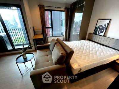 Condos for sale : 32nd-Floor 1-BR At Life Asoke - Rama 9 Near MRT Phra Ram 9 (ID 592799)