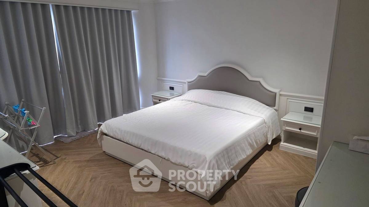 picture 3-BR Condo at Sky Beach Condominium Wong Amat close to Wong Amat (ID 3200745) - 12/16