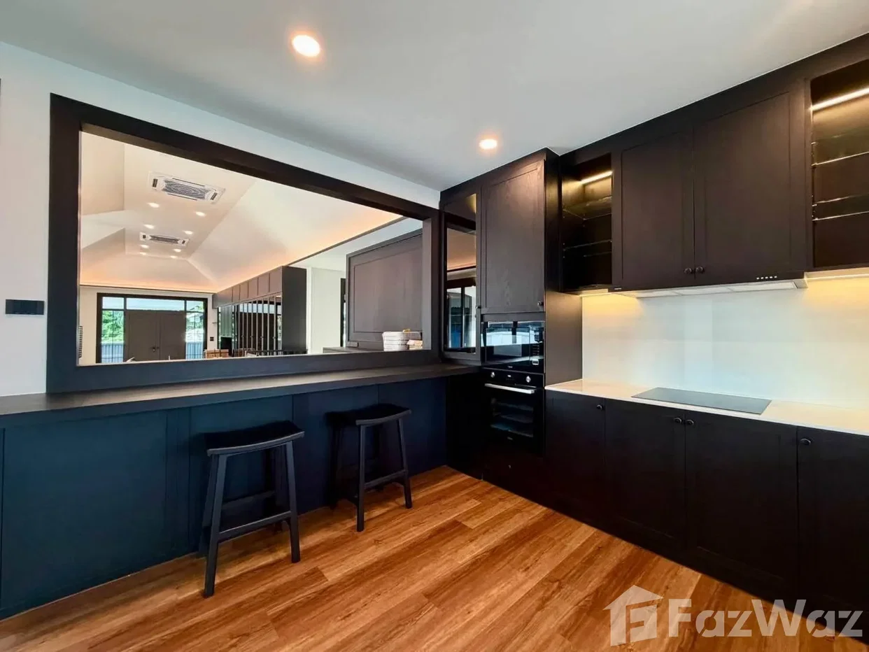 picture Beautifully Renovated Modern Pool Villa for Rent! 6895191 - 3/29