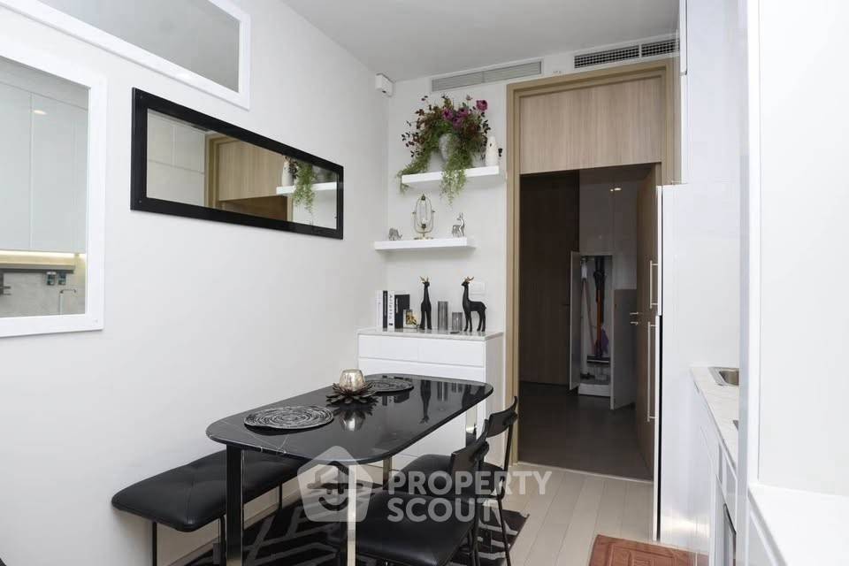 picture 1-BR Condo at Noble Ploenchit near BTS Phloen Chit (ID 2450500) - 9/14