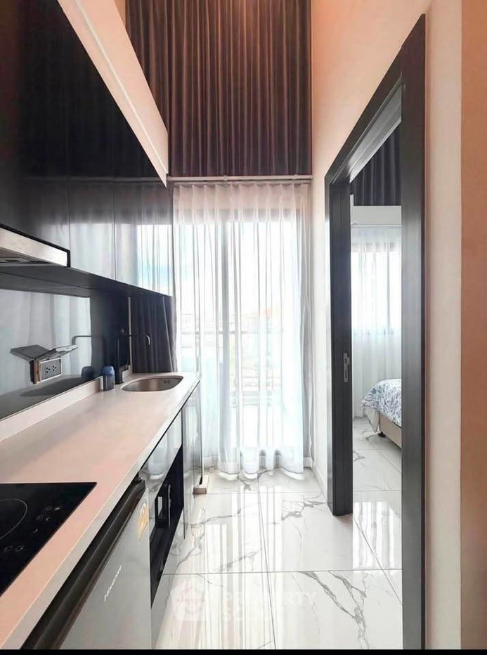 picture 1-BR Condo at Arcadia Millennium Tower close to Pattaya South (ID 3454189) - 4/10