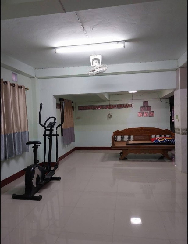 รูป 🏡 ขายบ้านหลังใหญ่ ทำเลดี กลางใจเมืองศรีสะเกษ 🏡 - รูปที่ 6/12