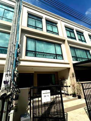 เช่าทาวน์โฮม กรุงเทพมหานคร : ทาวน์เฮาส์ให้เช่า : Q Prime Sukhumvit 77 (On Nut, Bangkok) MK-02 | Line: @livingbkk