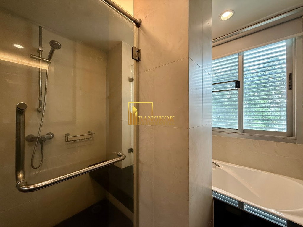 รูป Beautiful 4 Bedroom Apartment in Central Sathorn - BR0722AP - รูปที่ 18/44