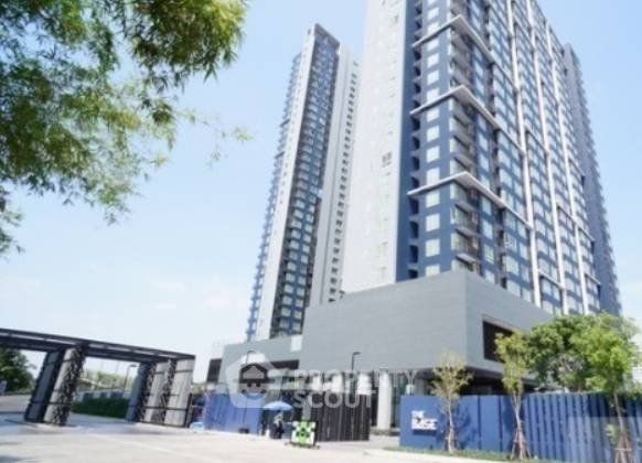 picture 18th-Floor 1-BR Condo At The Base Sukhumvit 77 Near BTS On Nut (ID 1254770) - 1/7