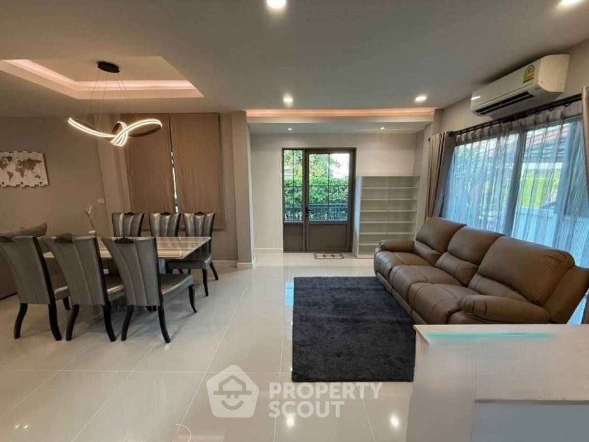 รูป บ้าน 3 ห้องนอน ในโครงการ Life Bangkok Boulevard Wongwaen - Onnut 2 ย่านดอกไม้ (ID 3457853) - รูปที่ 10/13