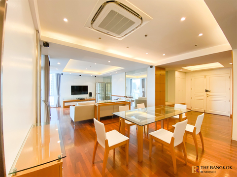Convenient Travel, Great Value per Square Meter Grand Langsuan near BTS Ratchadamri