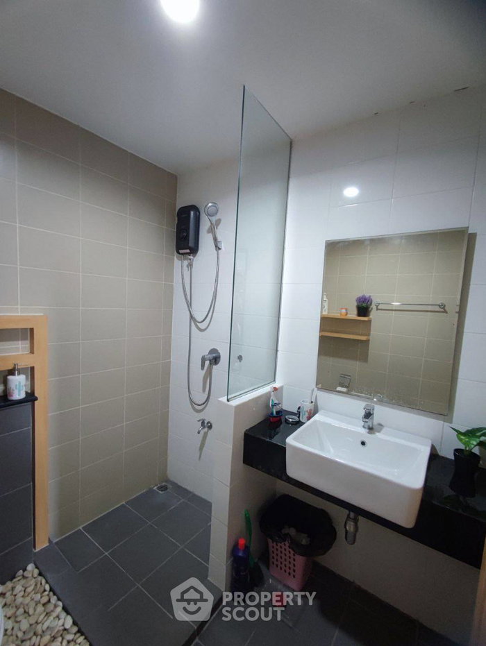 picture 1-BR Condo at The Edge in Saen Saep (ID 814914) - 25/39