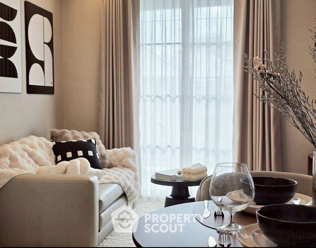 picture Pet-Friendly 1-BR Condo At Maestro 39 Sukhumvit 39 Near BTS Phrom Phong (ID 2819292) - 1/10