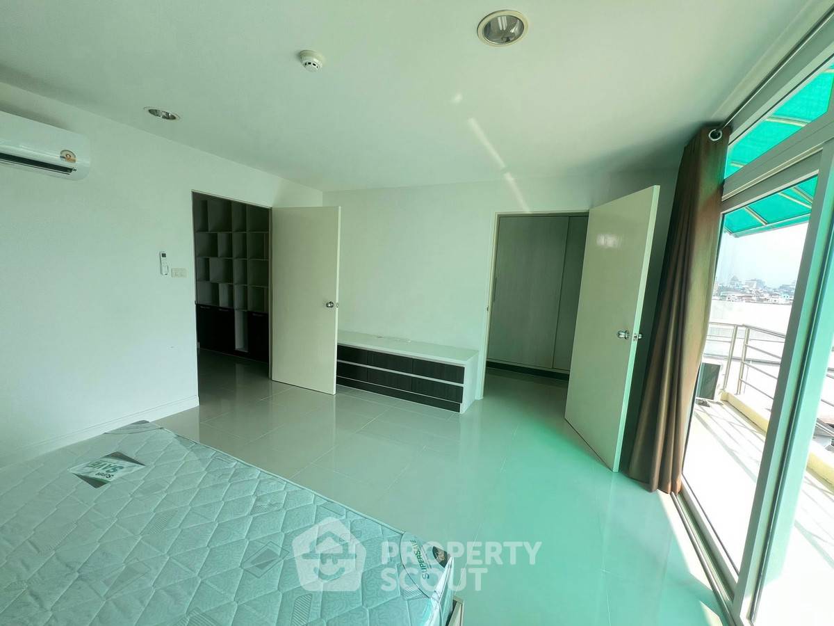 รูป คอนโด 1-ห้องนอน ที่ เดอะ เพลนารี่ สาทร ใกล้ BTS วงเวียนใหญ่ (ID 2732071) - รูปที่ 3/5
