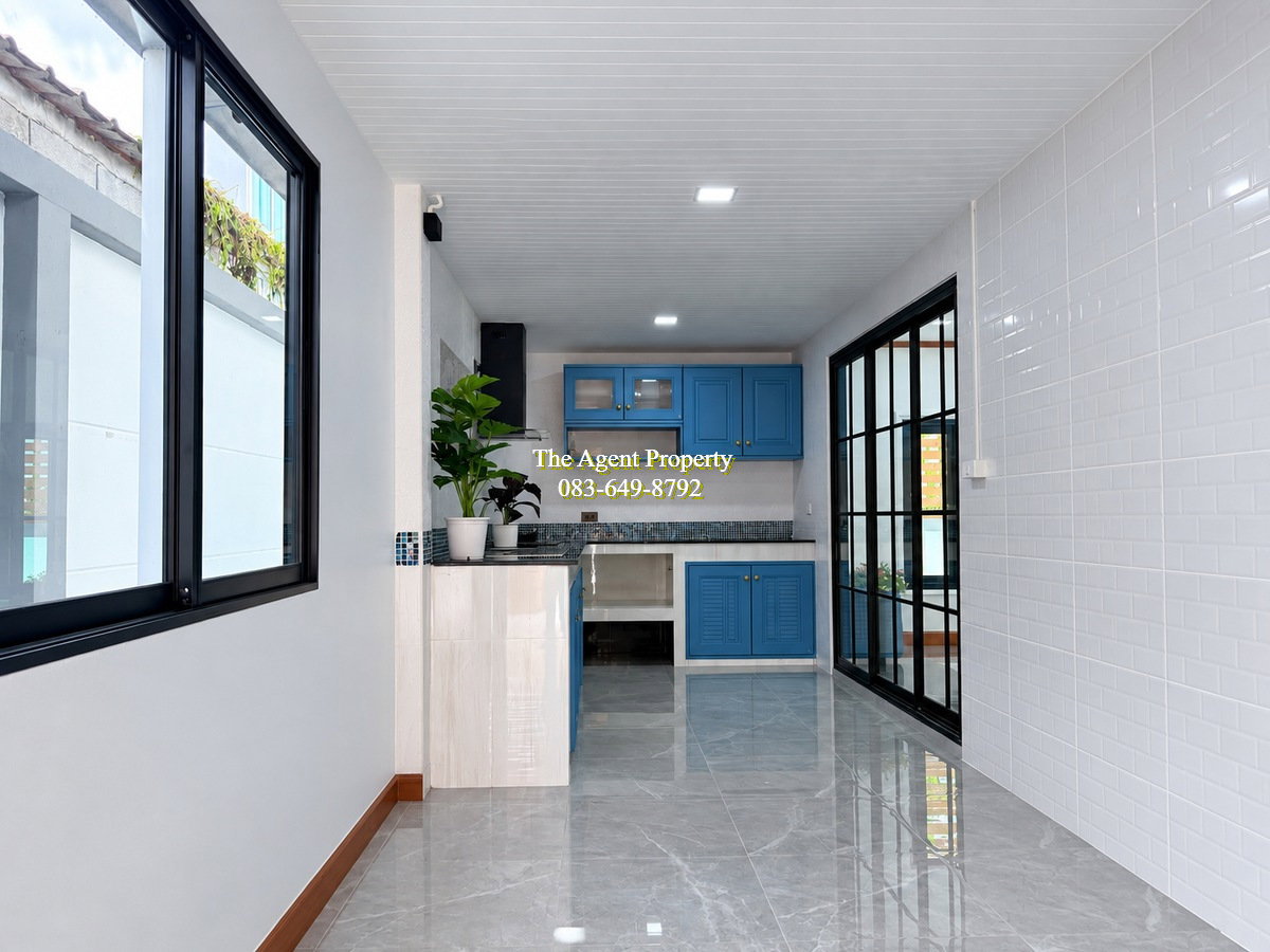 รูป ขายบ้านเดี่ยว เพ็ญศิริ 4 เลียบวารี 25/1 หนองจอก บ้าน 2 ชั้น เนื้อที่ 54.9 ตร.ว. 5 ห้องนอน 3 ห้องน้ำ มีห้องนอนชั้นล่าง จอดรถ 2-3 คัน ราคา 3.89 ล้านบาท - รูปที่ 8/19