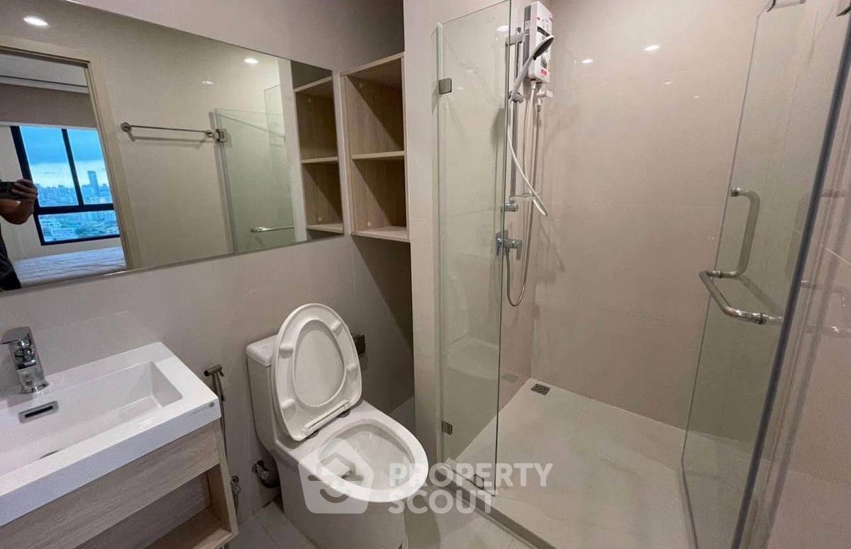 picture 1-BR Condo at NUE Noble Ratchada Lat Phrao near MRT Lat Phrao (ID 3453779) - 9/11