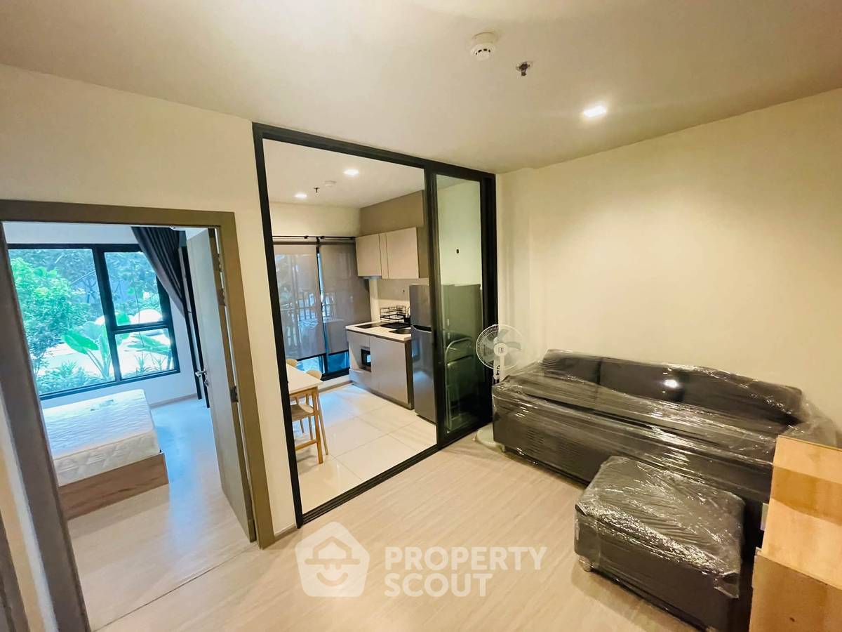 picture 1-BR Condo at Life Asoke - Rama 9 near MRT Phra Ram 9 (ID 3456889) - 3/24