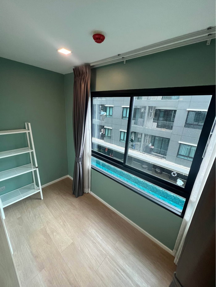 รูป ให้เช่า วินน์ คอนโด ลาดพร้าว โชคชัยสี่  Wynn condo   38 ตารางเมตร  ชั้น 4 ( ห้องมุม ดูส่วนตัว) ใกล้ลิฟท์  1 ห้องนอนใหญ่(ระเบียงกว้าง วิวสระว่ายน้ำ) - รูปที่ 6/13