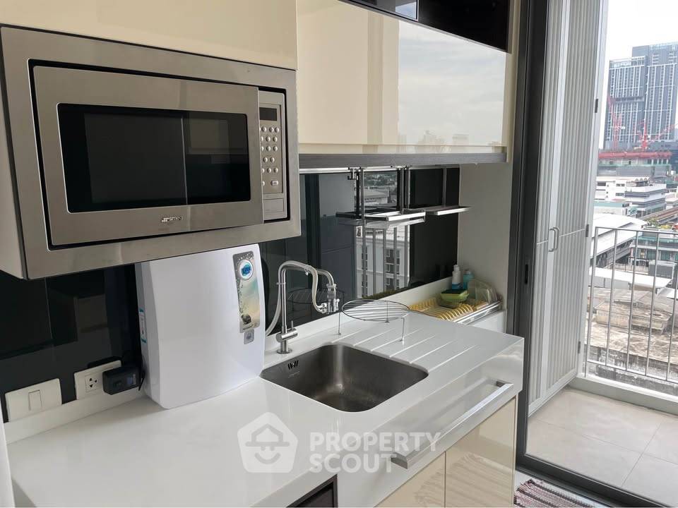 picture 100m To BTS Punnawithi | 1-BR The Room Sukhumvit 62 (ID 3454520) - 6/8