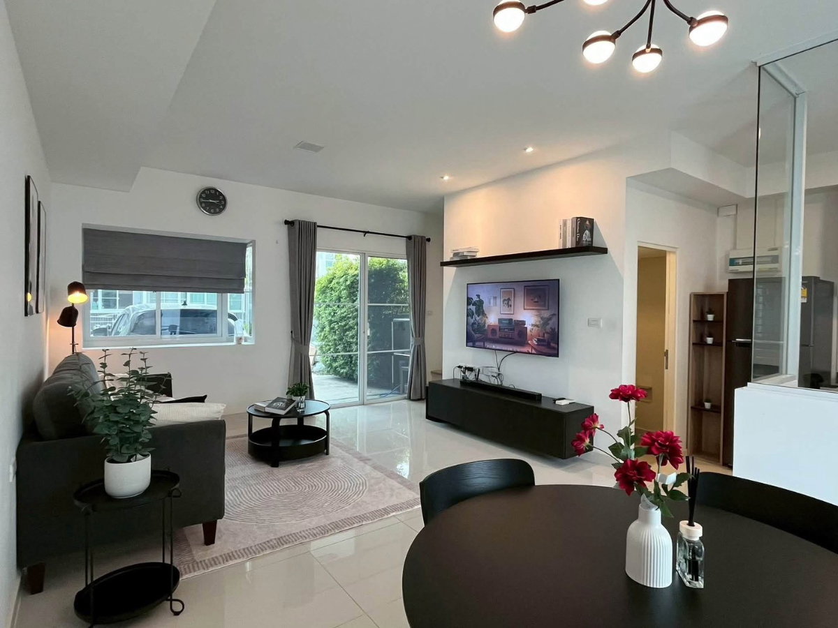รูป 🏡✨ ให้เช่าบ้าน Villaggio 2 ศรีนครินทร์–บางนา 3 ห้องนอน 3 ห้องน้ำ ทำเลบางแก้ว บางนา ใกล้ Mega Bangna และ IKEA - รูปที่ 8/16
