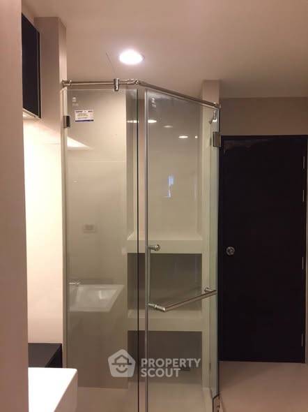 picture 2-BR Condo at The Crest Sukhumvit 34 near BTS Thong Lor (ID 2441710) - 2/8