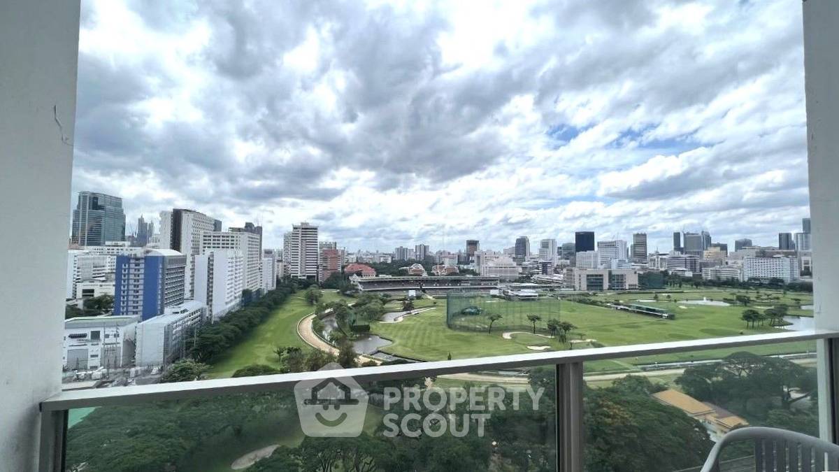 รูป ชั้น 16 ห้องชุด 2 ห้องนอน ขนาด 164 ตร.ม. 185 Rajadamri ใกล้ BTS Ratchadamri (ID 2437825) - รูปที่ 9/9
