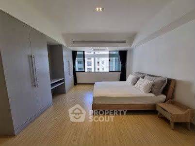 picture Spacious 2-BR 160 Sqm Villa Bajaj 300m To MRT Sukhumvit (ID 3456874) - 6/12