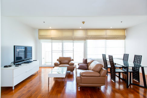 🔥 Condo for Rent at Siri Residence, Sukhumvit 24🚝 Near BTS Phrom Phong