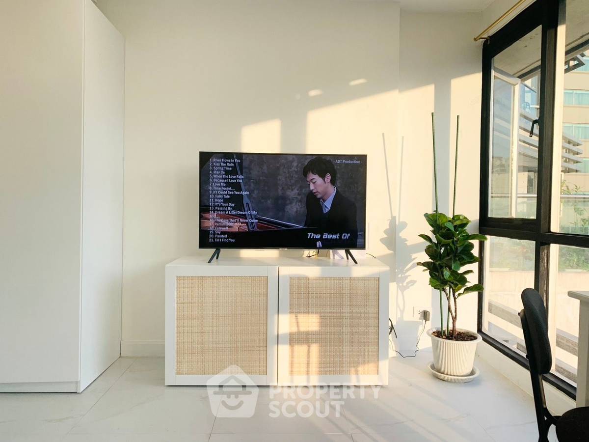 picture Studio Condo at Sukhumvit Suite near BTS Nana (ID 3456832) - 6/10