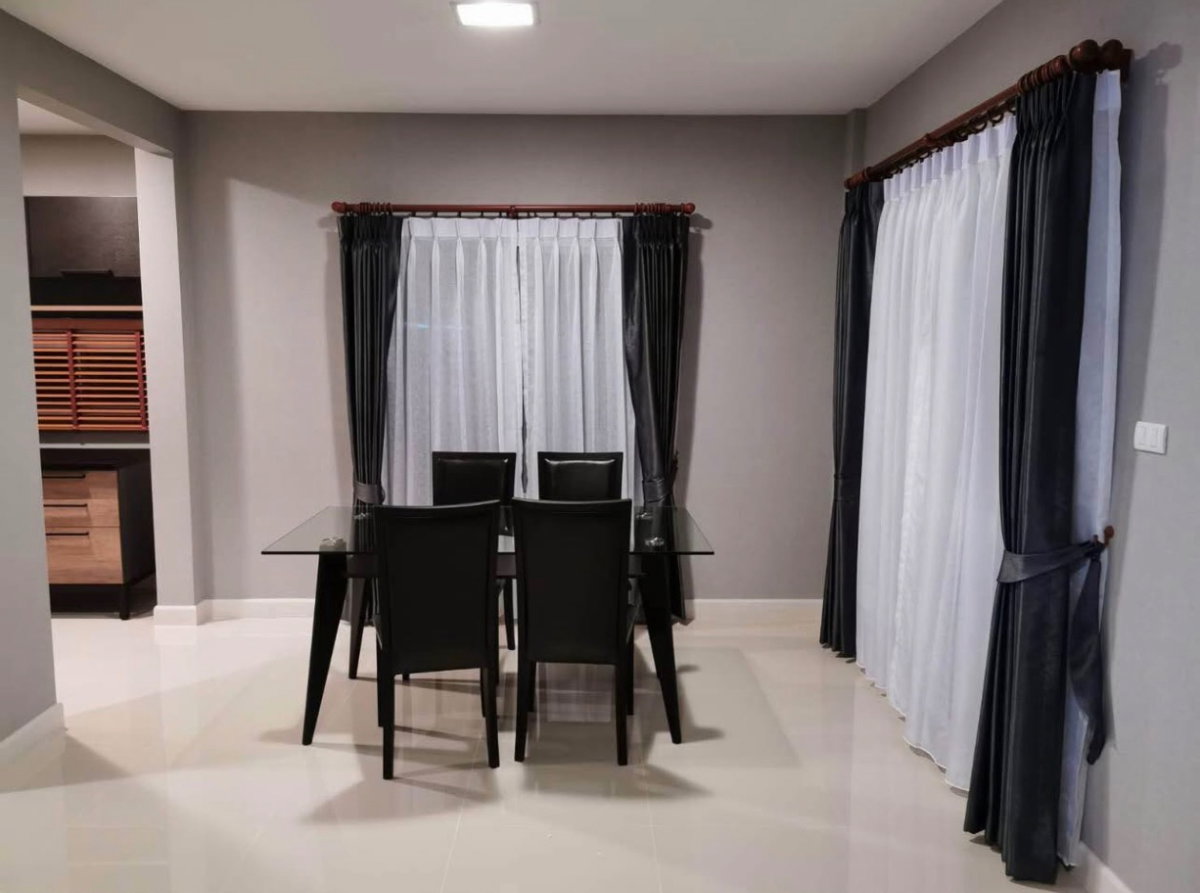 รูป 🏡 ให้เช่าบ้านเดี่ยว ตกแต่งสไตล์โมเดิร์น ในโครงการคุณภาพ สิ่งแวดล้อมดี ความปลอดภัยสูง ใกล้ห้างสรรพสินค้า, โรงเรียนนานาชาติ และอื่นๆอีกมากมาย - รูปที่ 6/10