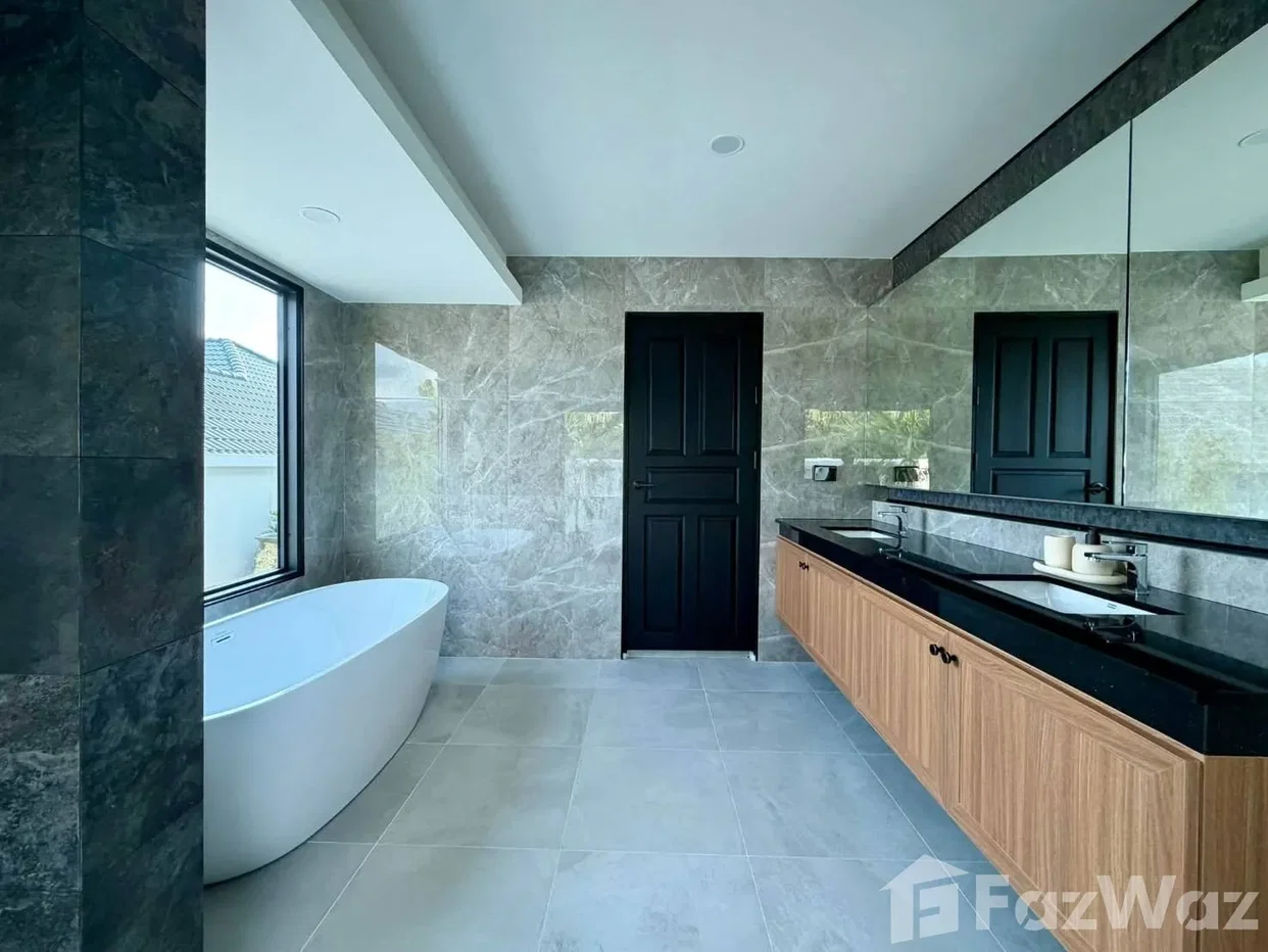 picture Beautifully Renovated Modern Pool Villa for Rent! 6895191 - 13/29