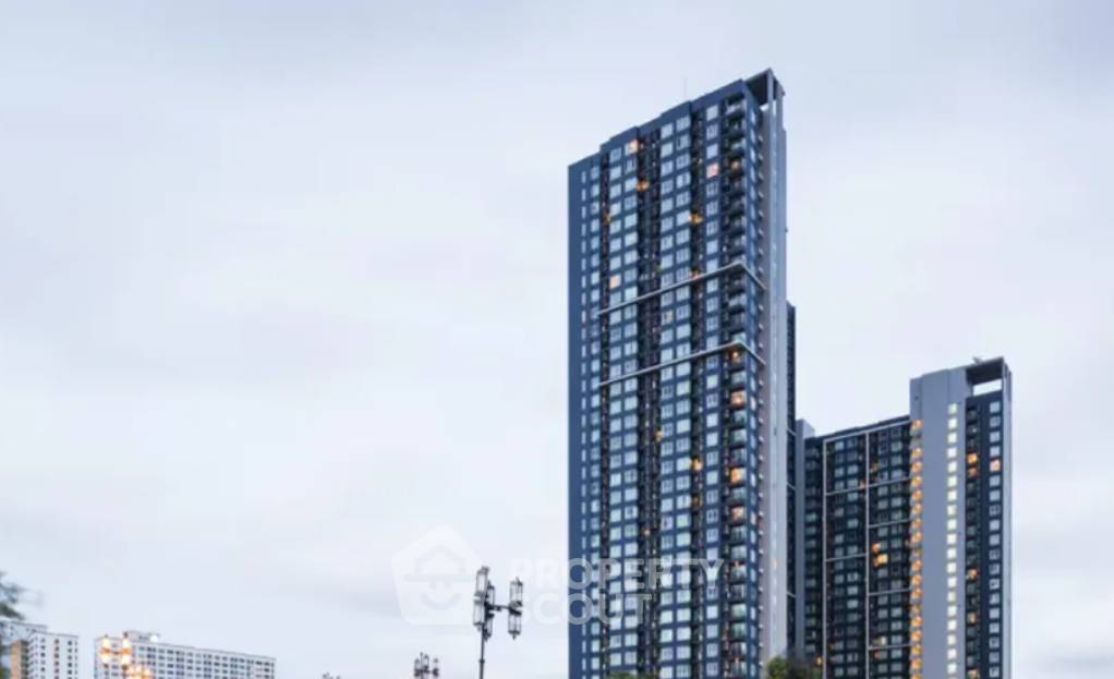 picture 18th-Floor 1-BR Condo At The Base Sukhumvit 77 Near BTS On Nut (ID 1254770) - 2/7