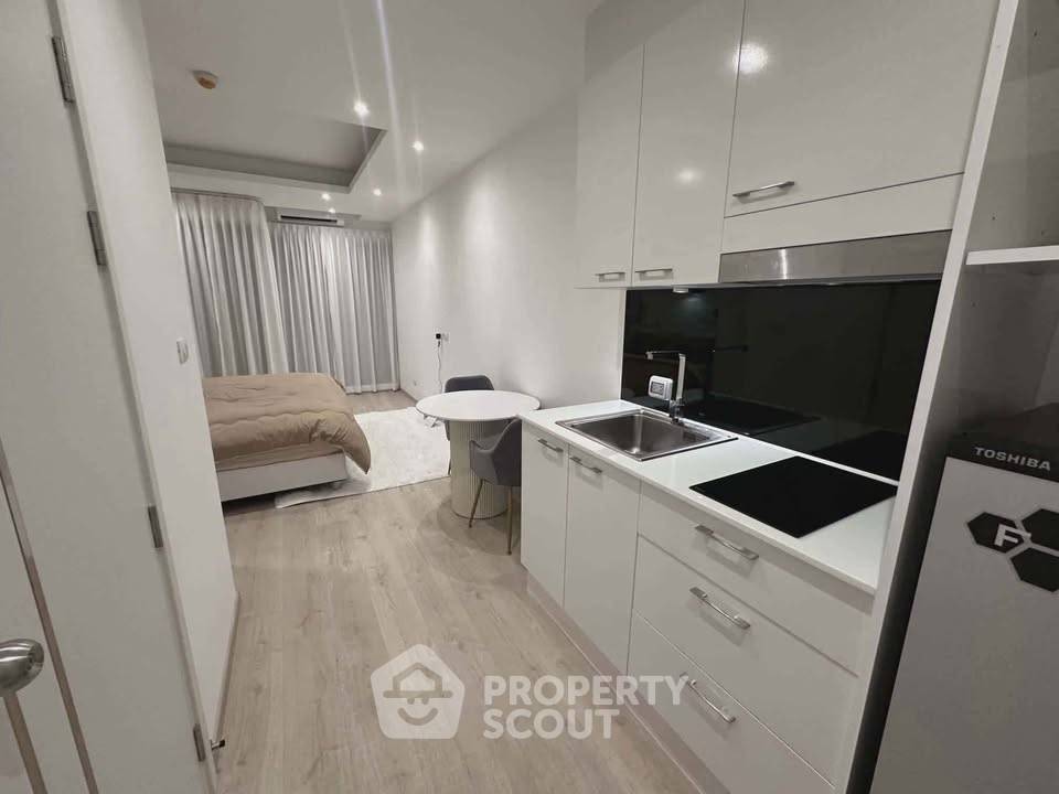 picture 1-BR Condo at Siam Oriental Dream close to Phratamnak (ID 3455848) - 3/9