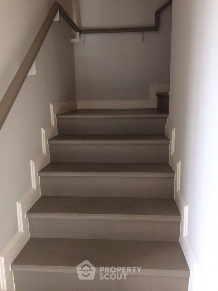 picture 2-BR Condo at The Crest Sukhumvit 34 near BTS Thong Lor (ID 2441710) - 4/8
