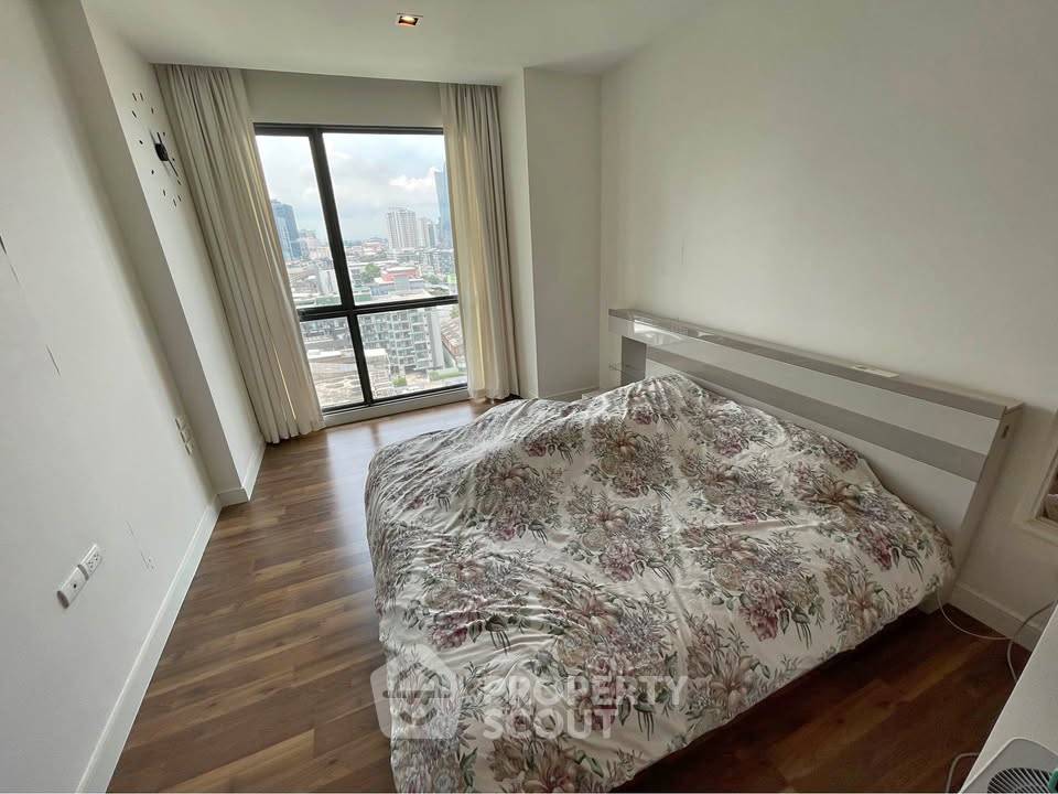 picture 100m To BTS Punnawithi | 1-BR The Room Sukhumvit 62 (ID 3454520) - 1/8