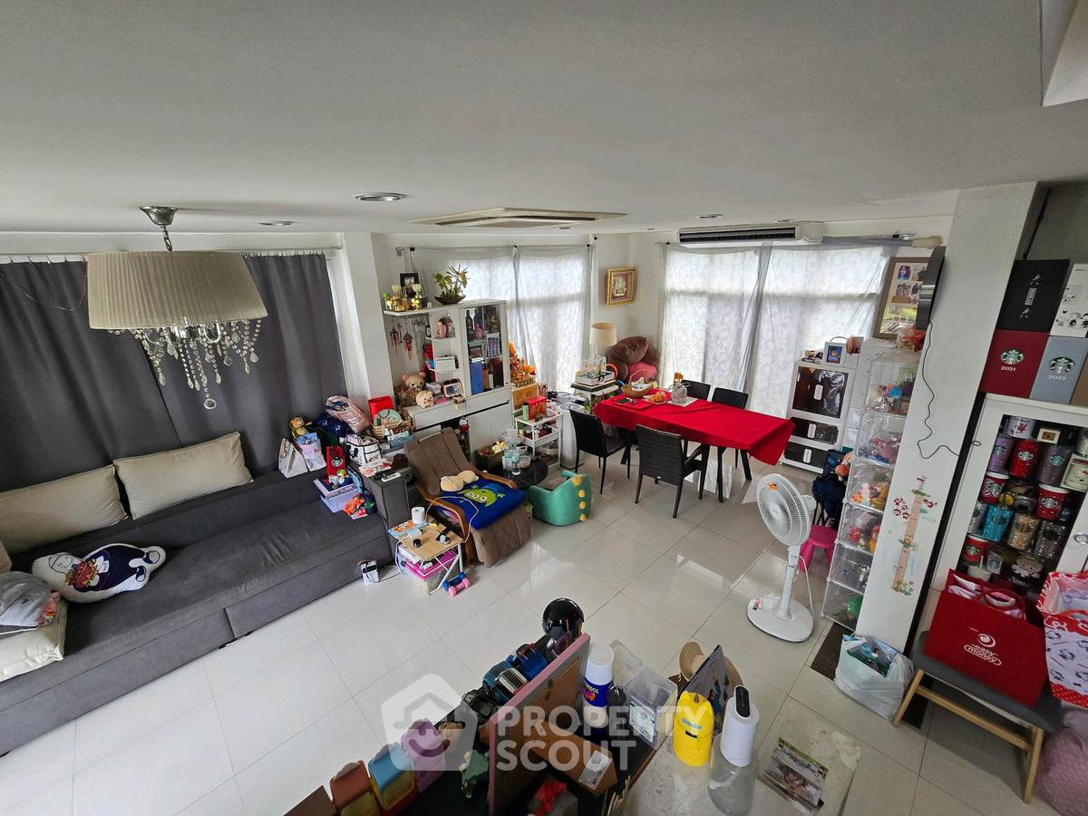 picture 3-BR 250 Sqm House At Baan Lalin The Young Executive (ID 3453640) - 6/6
