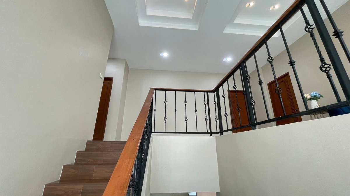 รูป ให้เช่า Luxury Private Pool Villa ออเงิน–รามอินทรา | ที่ดิน 1 ไร่ | 5 ห้องนอน 6 ห้องน้ำ | สระว่ายน้ำส่วนตัว | พร้อมเข้าอยู่ - รูปที่ 16/30