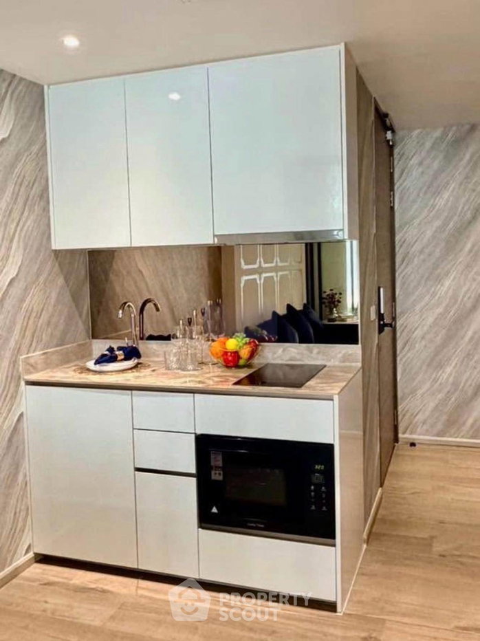 picture 1-BR Condo at Fynn Asoke near BTS Asok (ID 2713449) - 3/13
