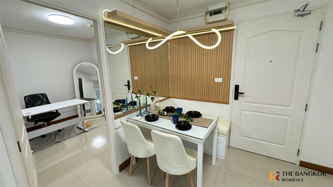 Chateau In Town Phaholyothin 11 Condo in CBD, Below Market Price near BTS Sena Ruam