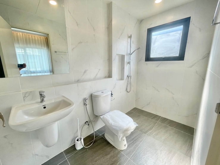 รูป ให้เช่าบ้านเดี่ยว Centro Bangna Phase 1 (K285)
🔥 เช่า 95,000 บาท/เดือน | ✅ พร้อมเข้าอยู่ หิ้วกระเป๋ามาได้เลย! 📌 สัญญาเช่าขั้นต่ำ 1 ปี - รูปที่ 16/20