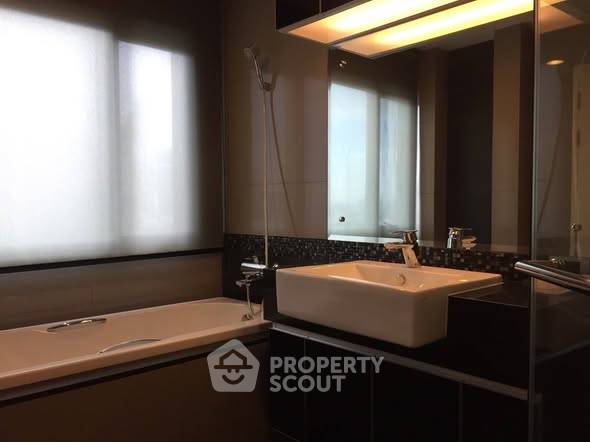 picture 2-BR Condo at The Crest Sukhumvit 34 near BTS Thong Lor (ID 2441710) - 3/8