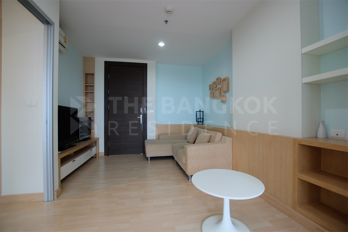 picture Location Near Employment, Surrounded by Lifestyles RHYTHM Ratchada near MRT Ratchadaphisek Station - 4/10