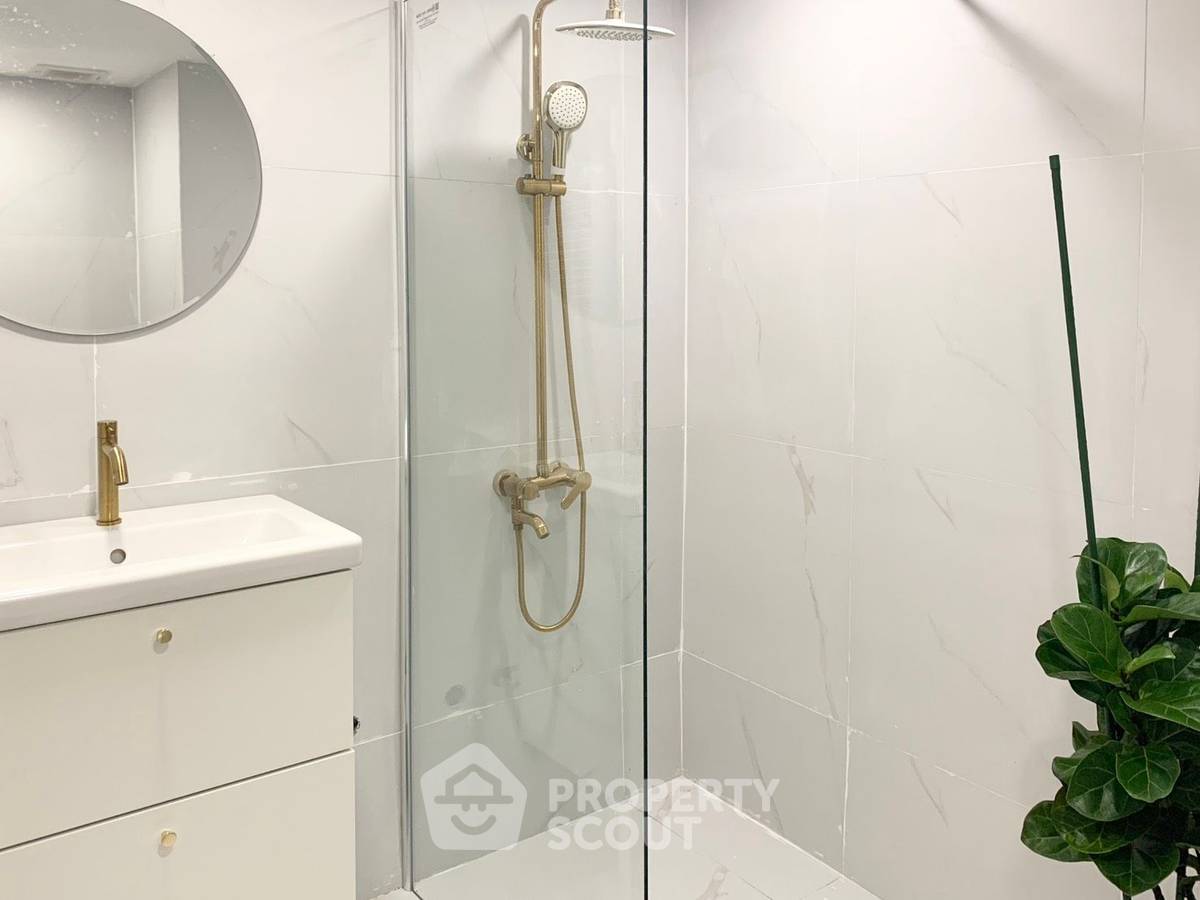 picture Studio Condo at Sukhumvit Suite near BTS Nana (ID 3456832) - 10/10