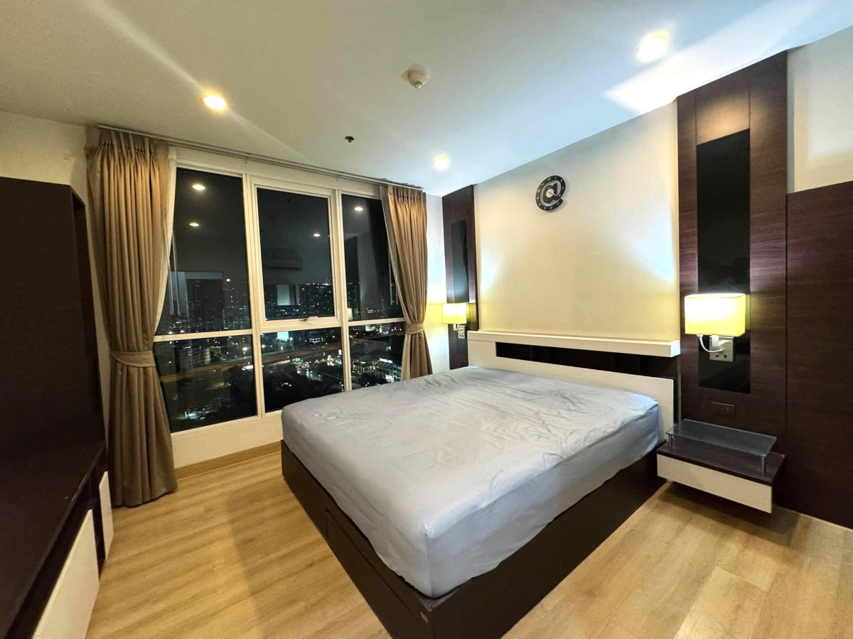 picture  📍 𝐏-𝟏𝟑𝟗𝟔𝟗𝟗 | FOR RENT The Complete Narathiwas Near BRT Thanon Chan 𝟐𝟐,𝟎𝟎𝟎 THB/mo. | Line ID: @easycondoplus | 099-229-6397 - 1/8